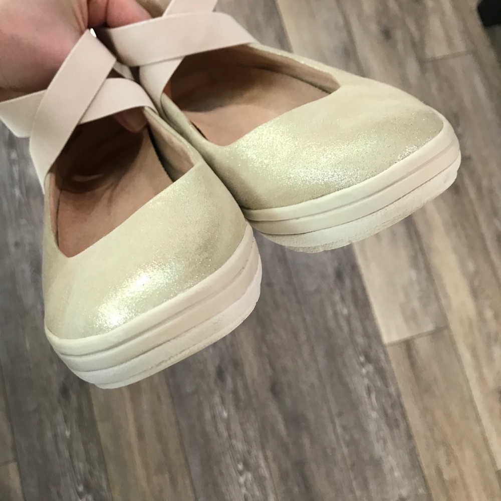 Vionic Ellery Wedges - Picture 4 of 11